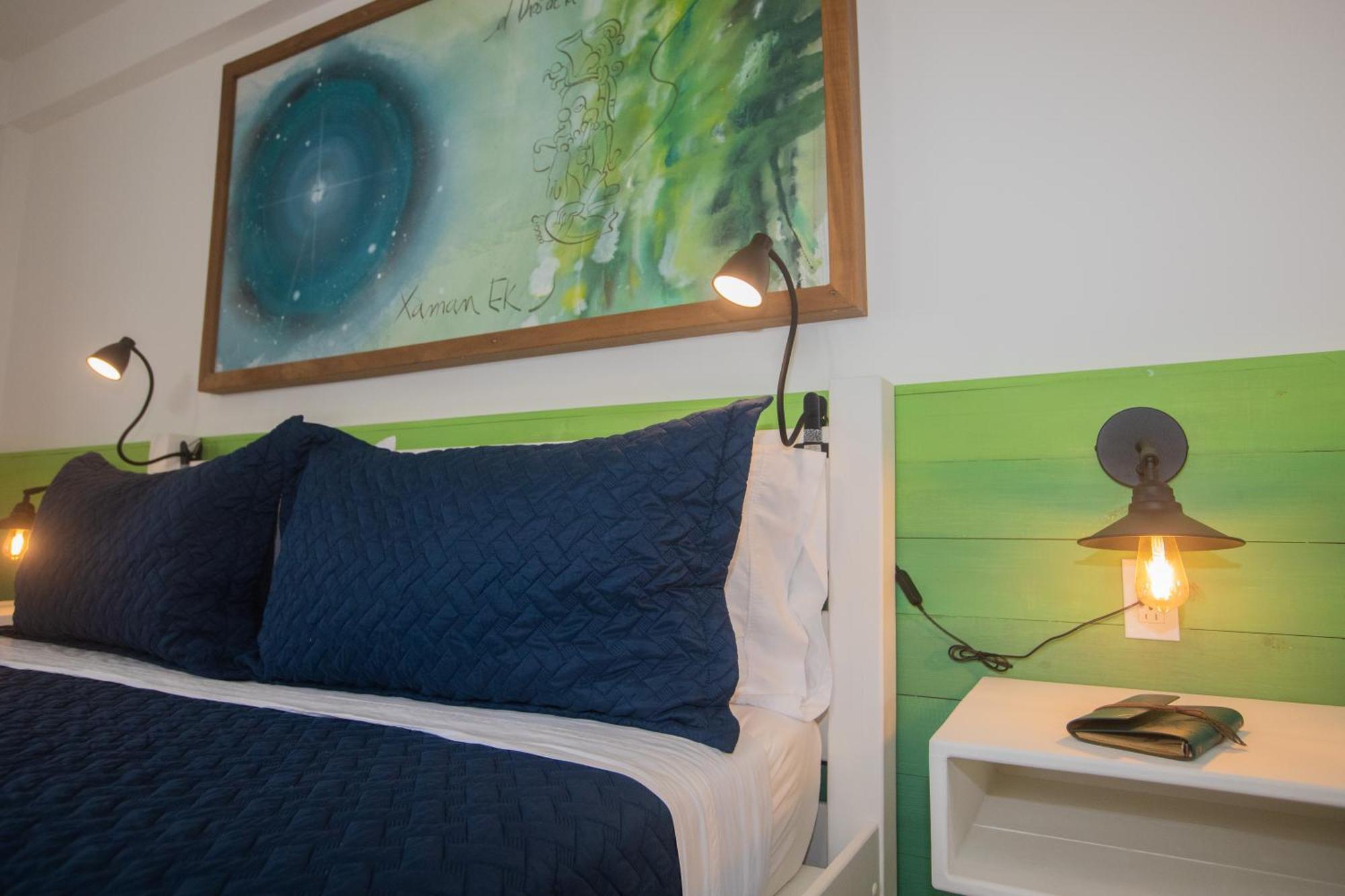 Treetops Hotel Caye Caulker Esterno foto