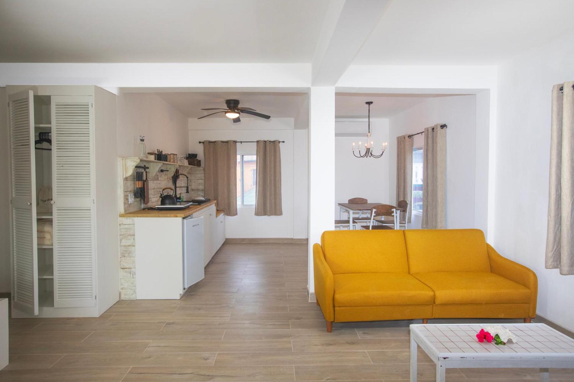 Treetops Hotel Caye Caulker Esterno foto
